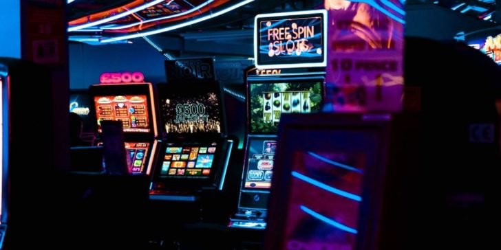 Enticing Warm Elite red baron online pokie Slit By just Novomatic